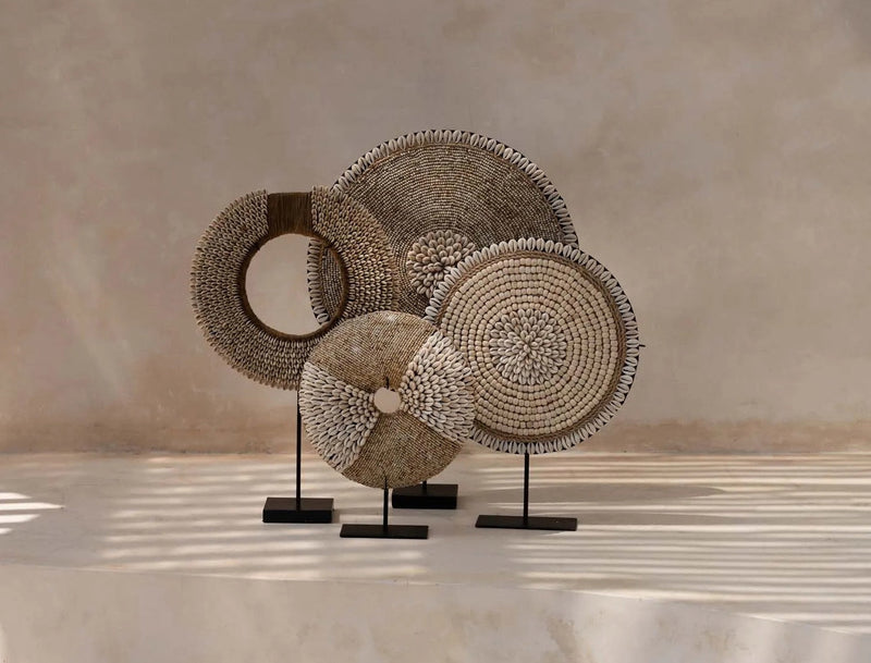 SCULPTURES & OBJECTS