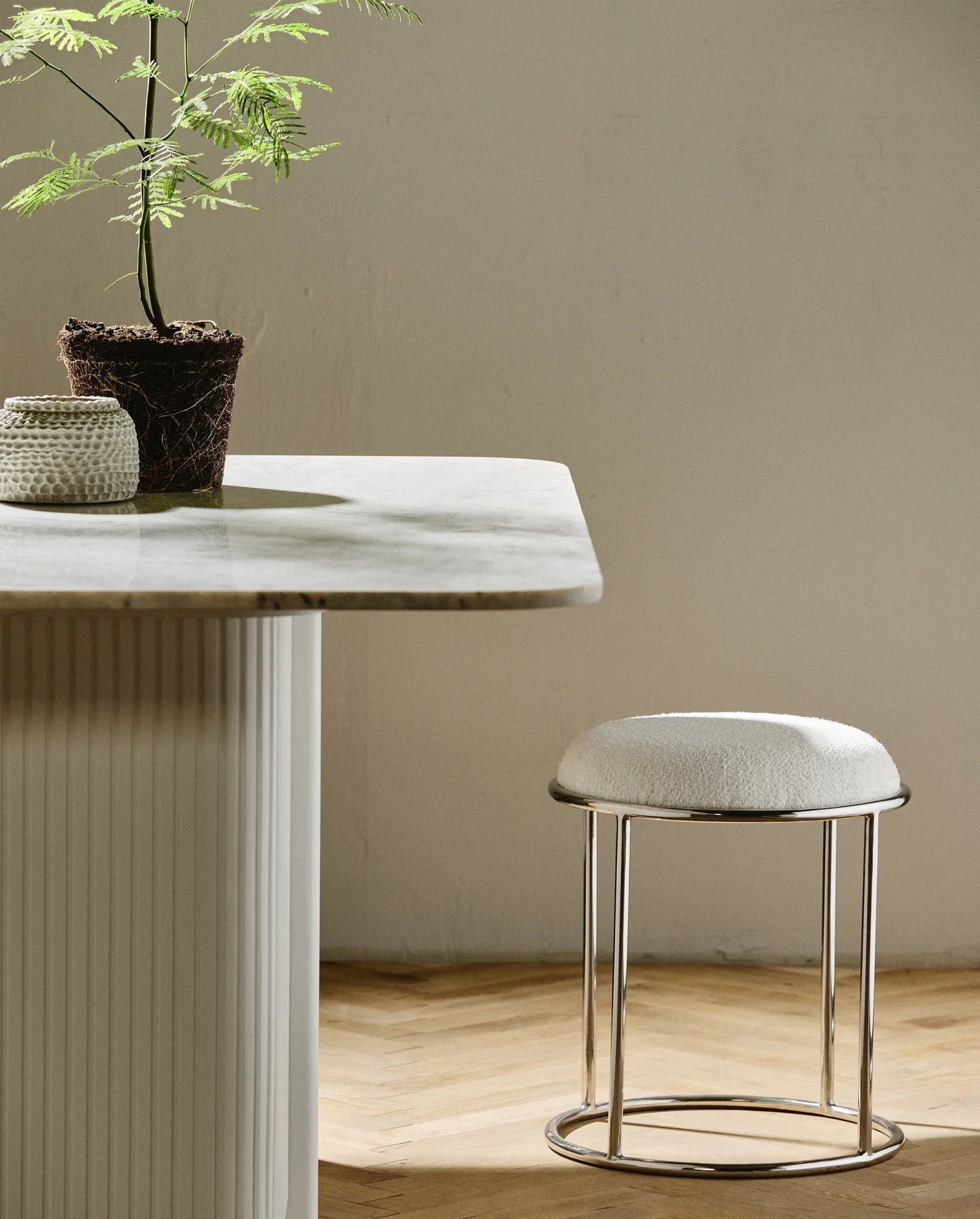 KOMATI STOOL, White