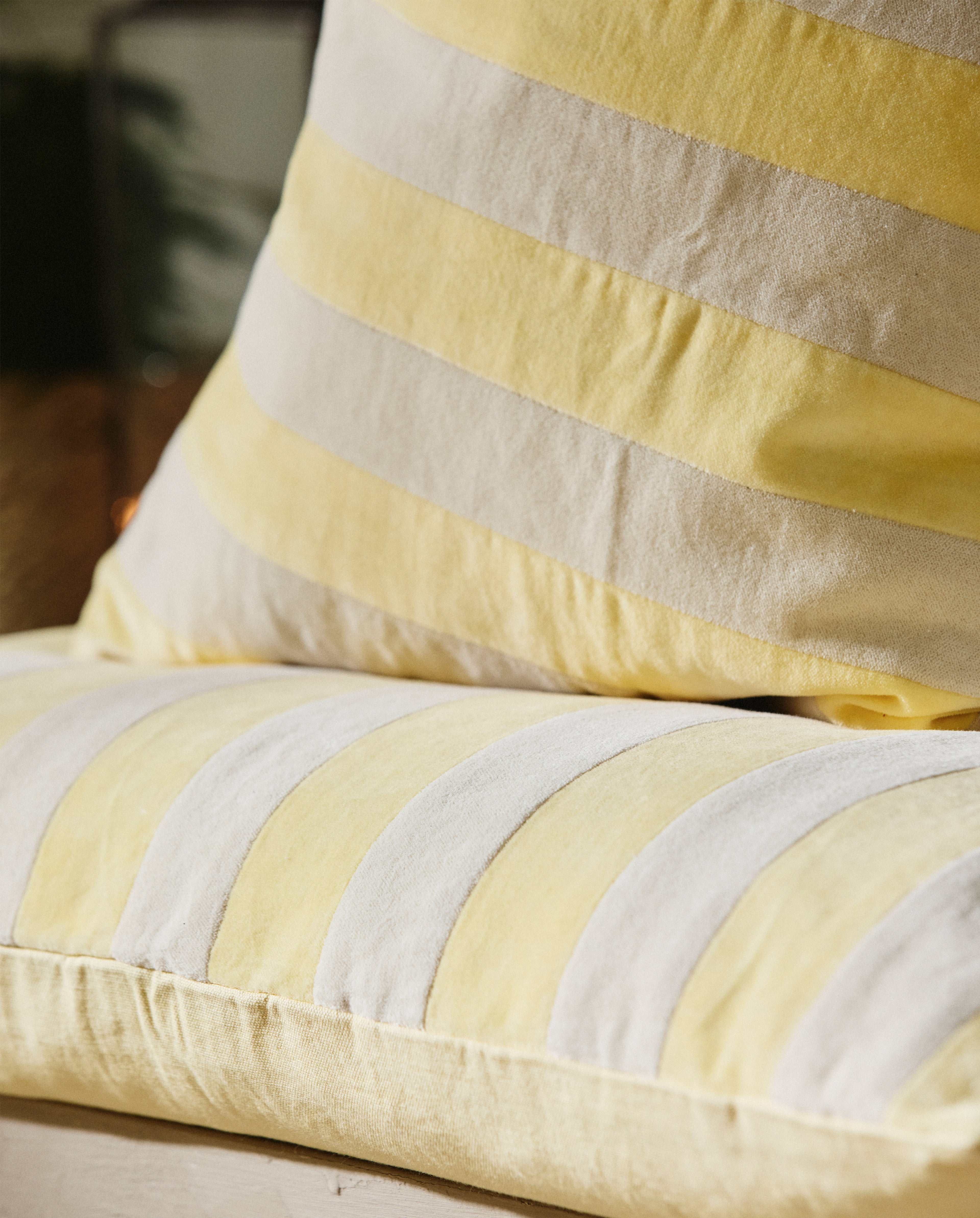 ALHENA YELLOW STRIPES, CUSHION COVER, 50 x 70