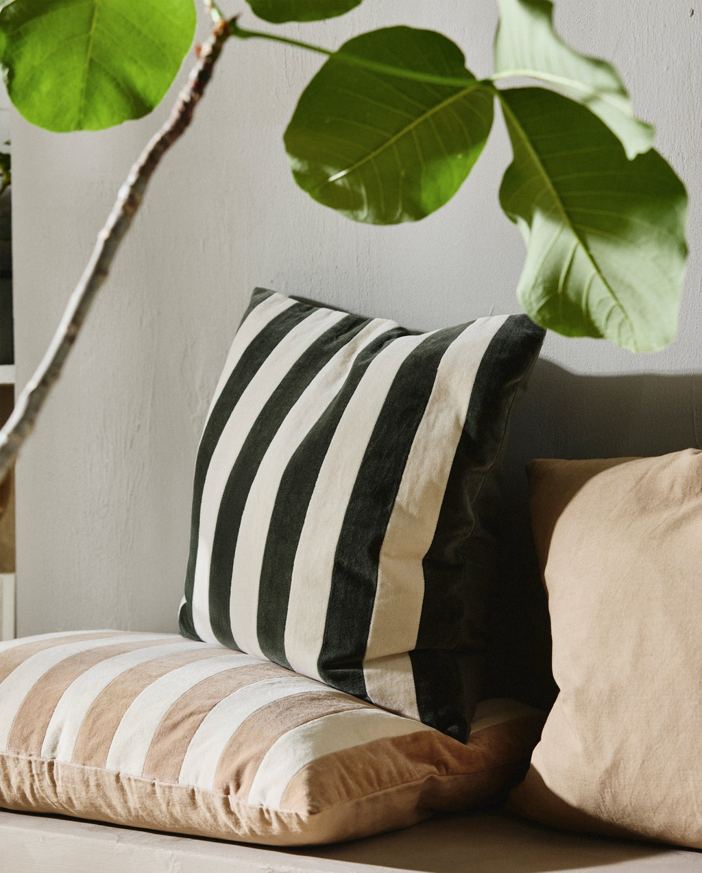 ALHENA BEIGE STRIPES, CUSHION COVER, 50 x 70