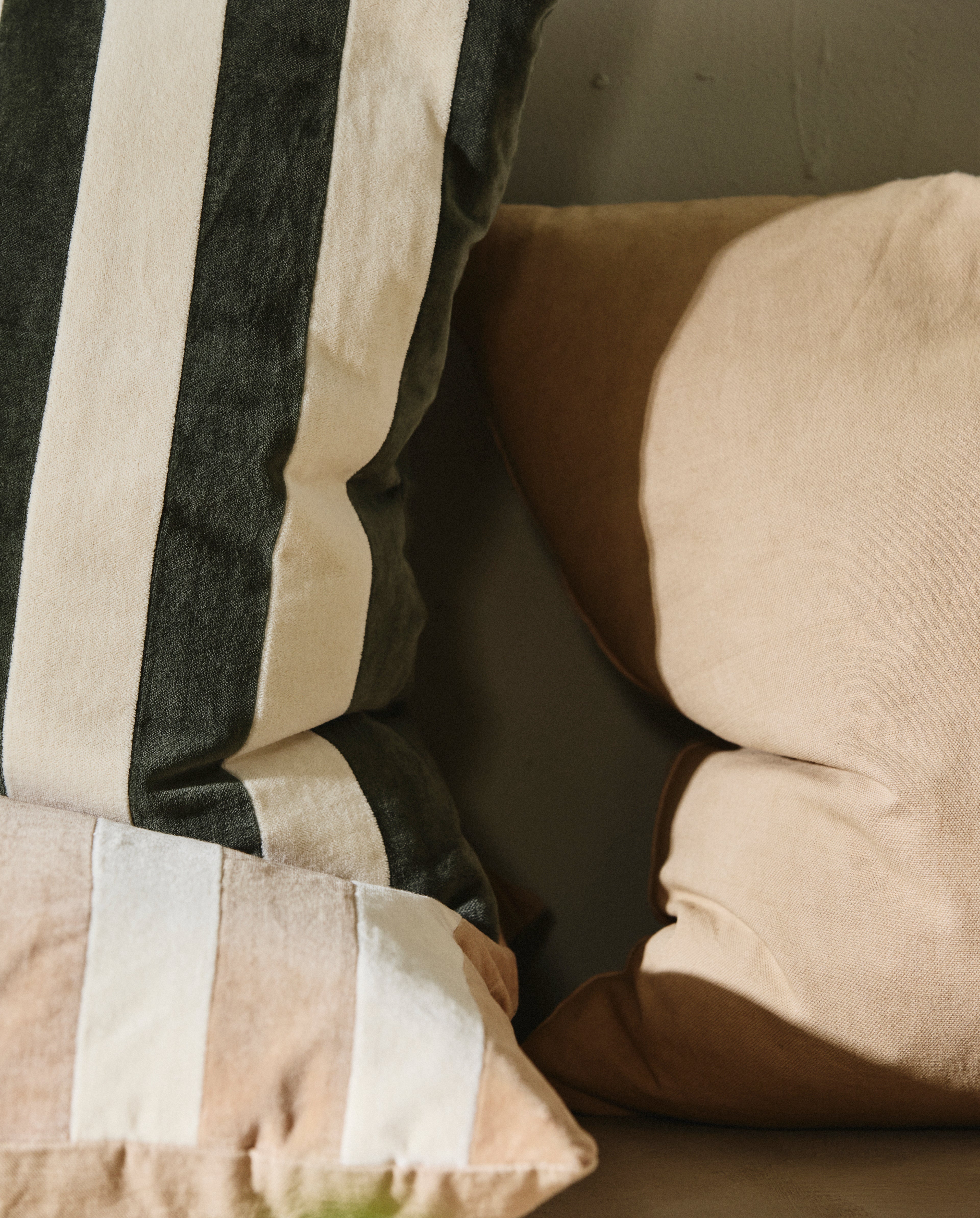 ALHENA GREEN STRIPES, CUSHION COVER, 50 x 70