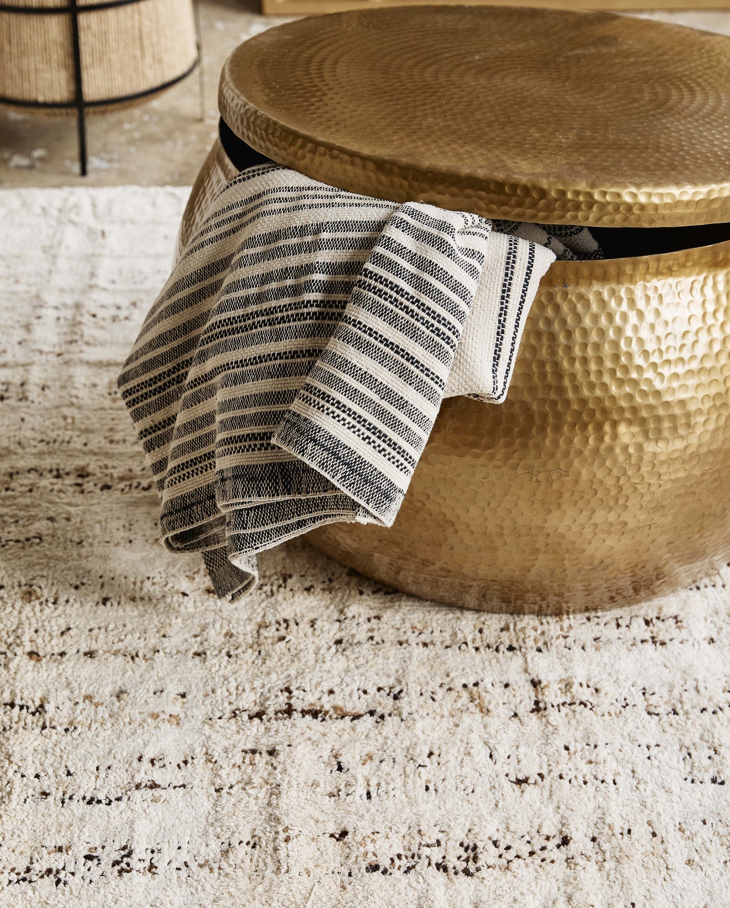 VESPER BED COVER, 270 X 270