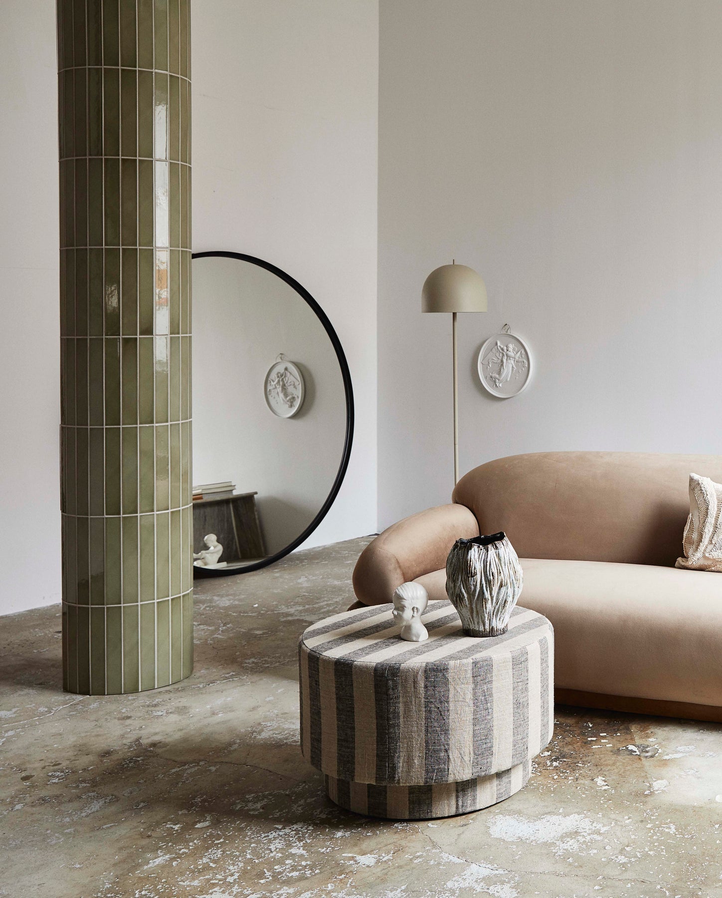 LADOGA POUF, D 68 CM