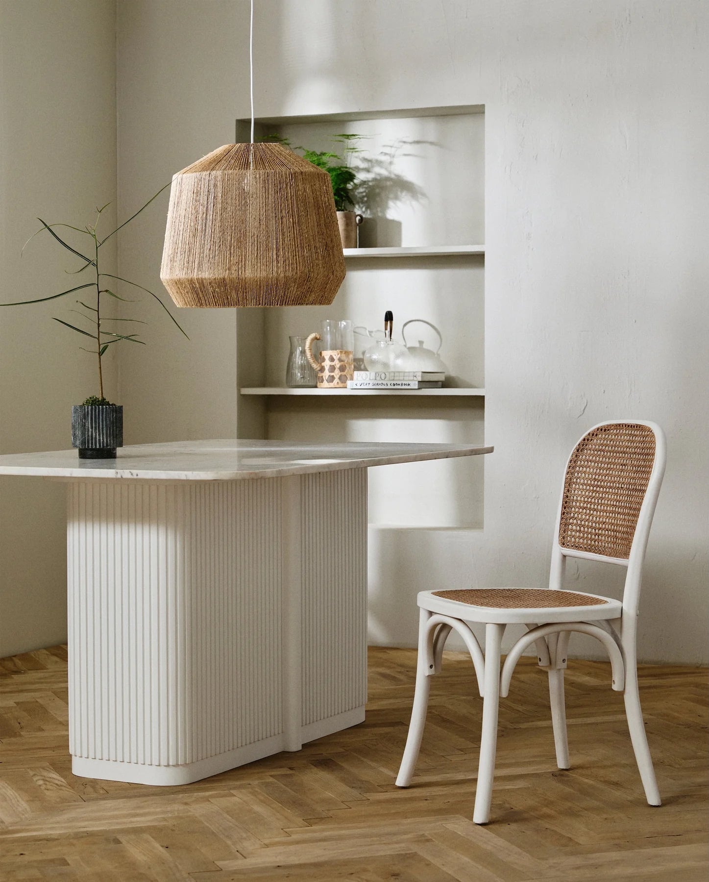 ERISO DINING TABLE, MARBLE, 95 x 150 CM