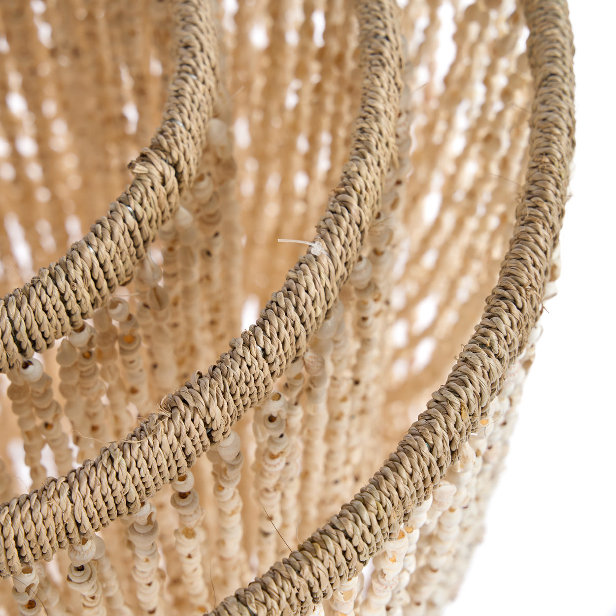 Lagoon Shell Chandelier - Natural - L, 31 x 31, H 68 CM