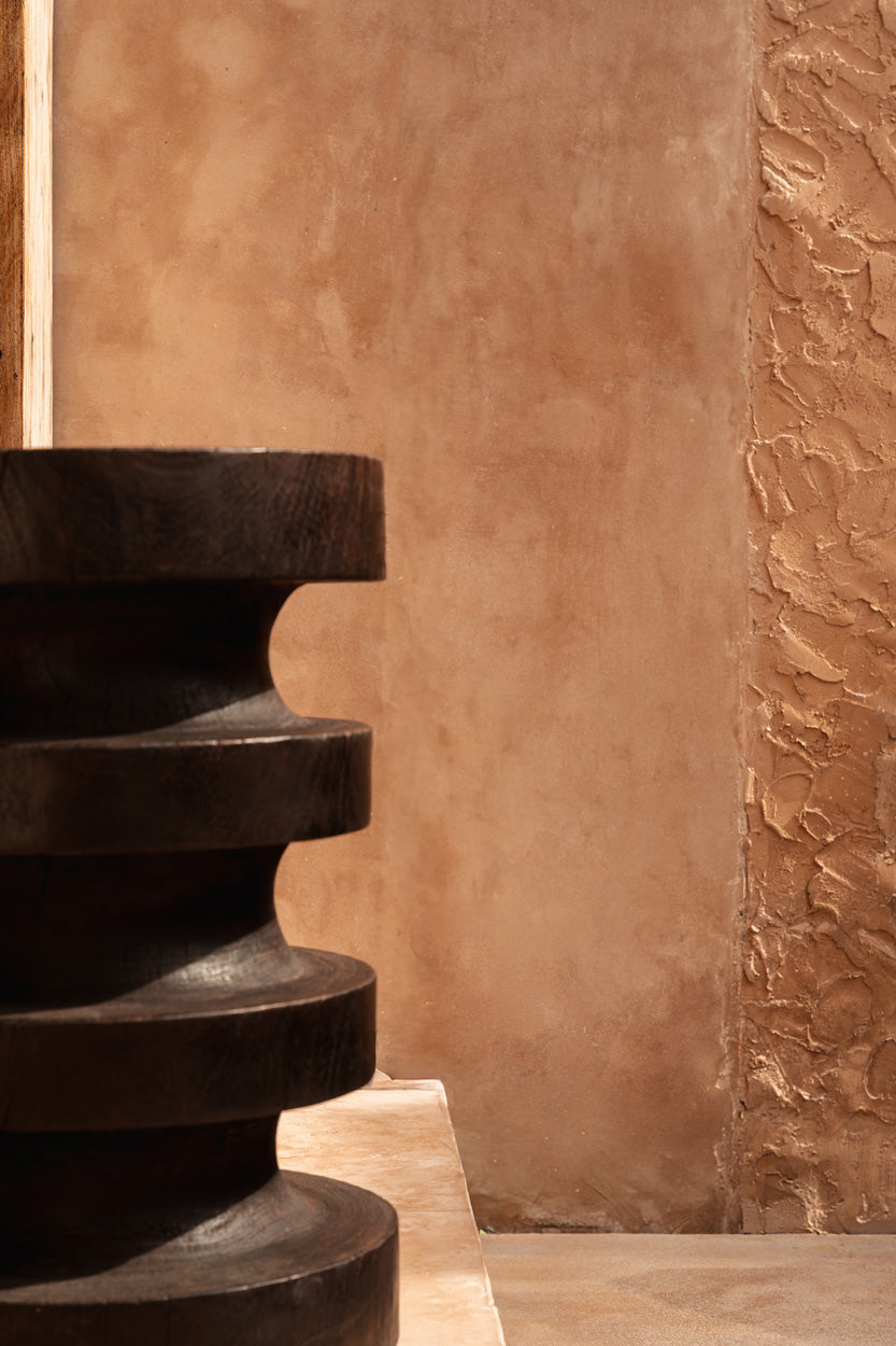 The Mocha Rings Side Table - Dark Walnut, D 40 CM