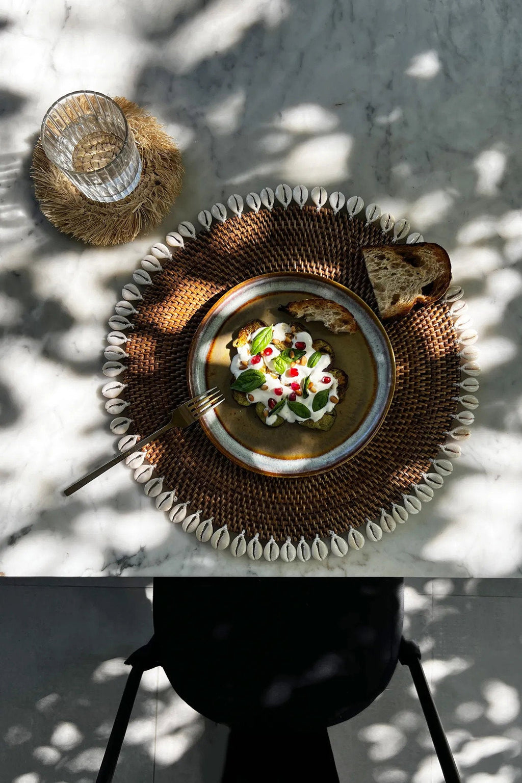 Colonial Placemat Shell- Natural Brown