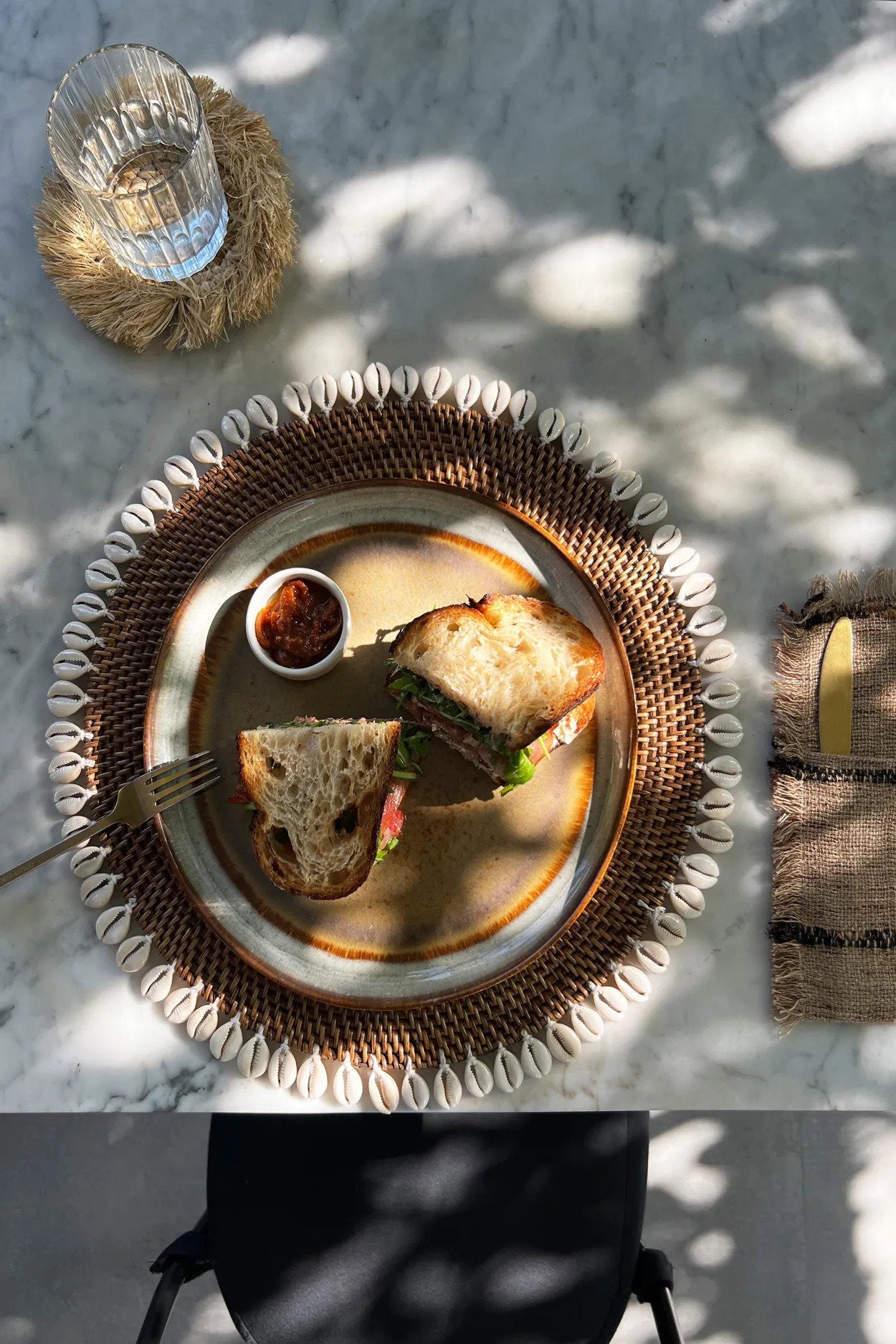 Colonial Placemat Shell- Natural Brown