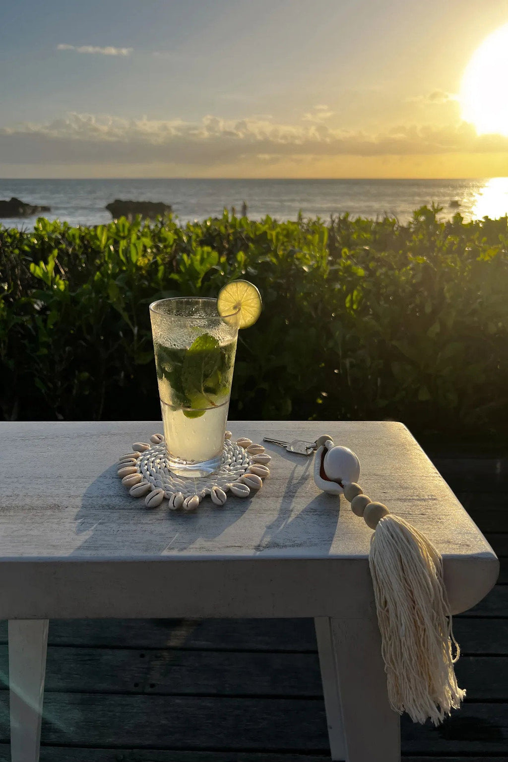 Seagrass Shell Coaster - White
