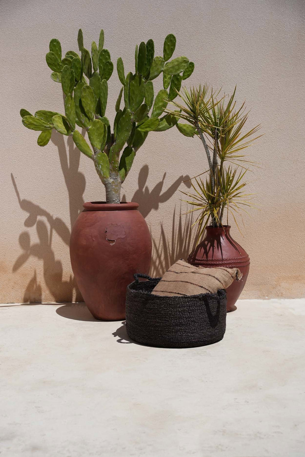 Les Quatre Mains Baskets - Black - L, 60 x 60 cm
