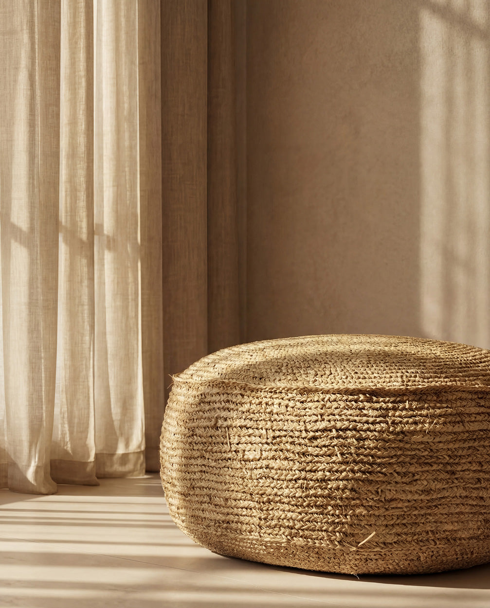 The Raffia Flores Pouffe - Natural, Ø 60 cm, H 35 cm