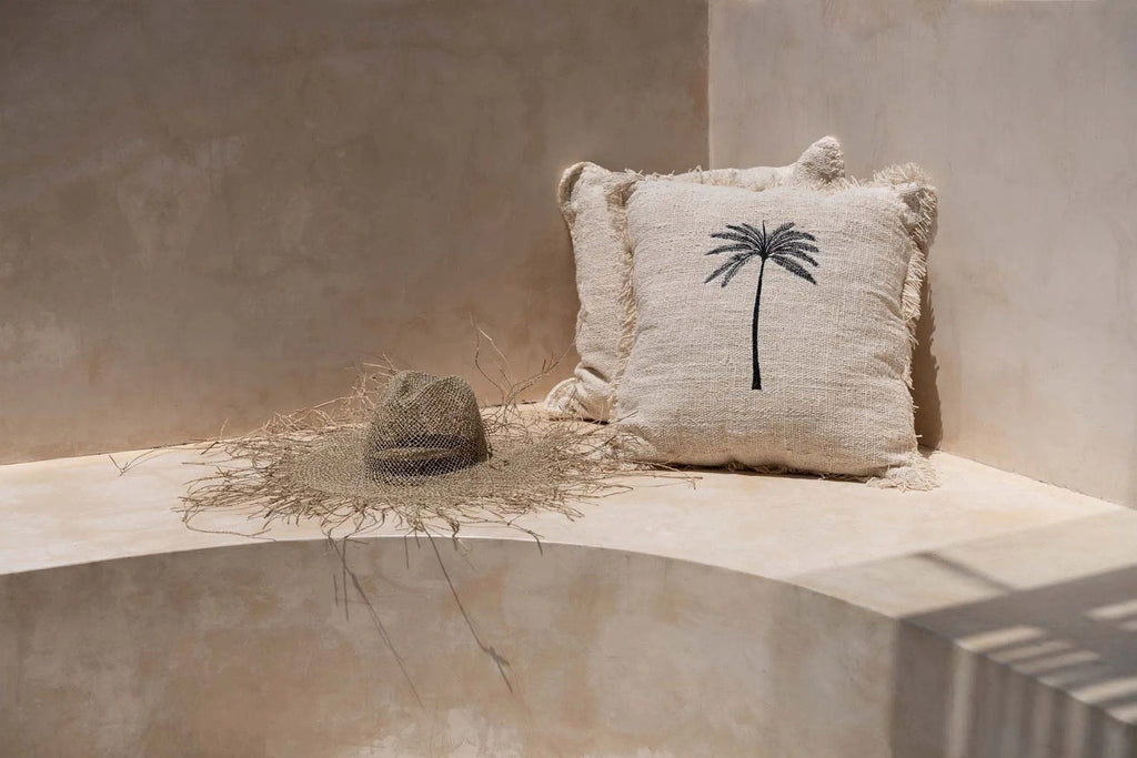 The Gili Palm Cushion Cover 50 x 50 CM - Natural Black