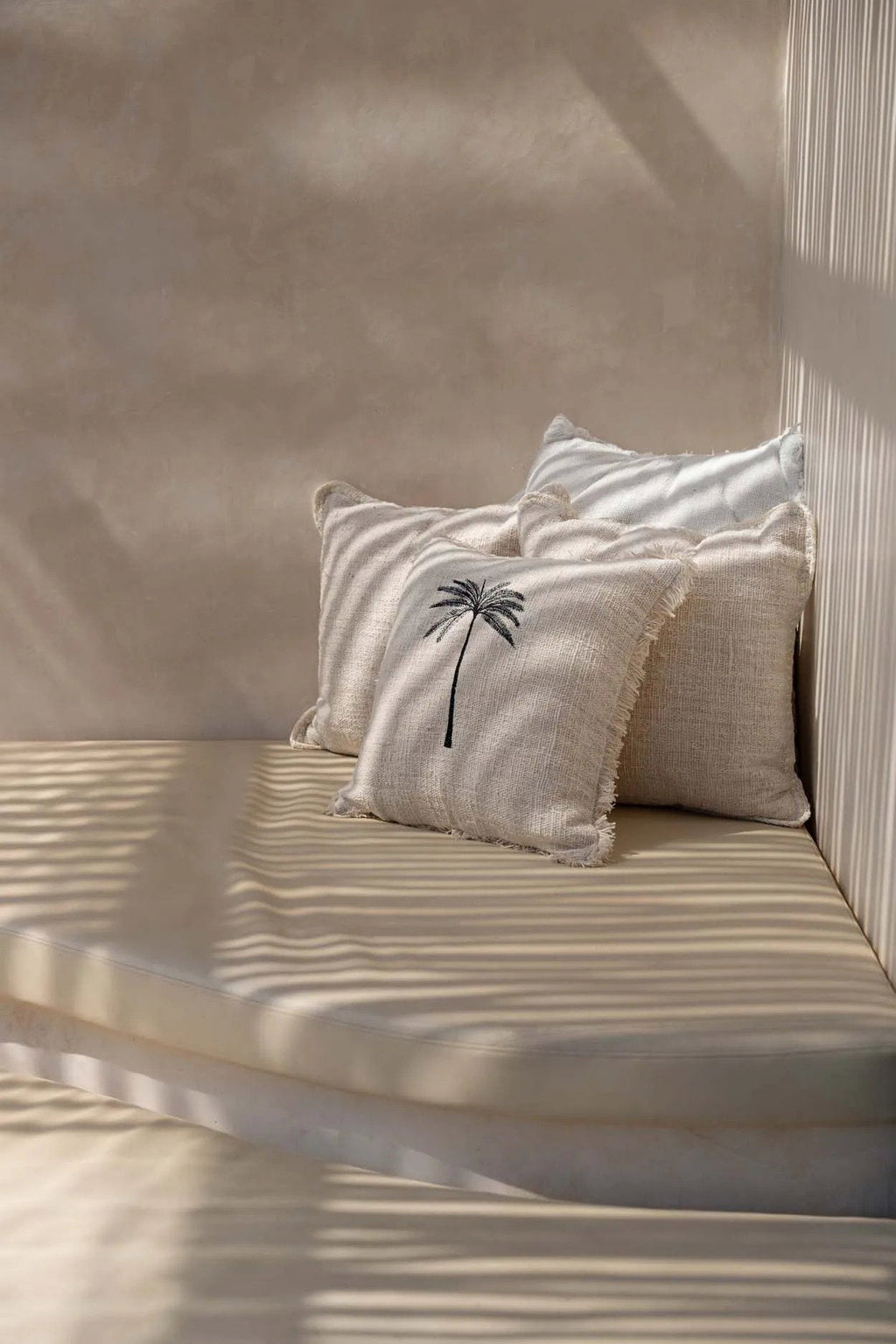 The Gili Palm Cushion Cover 50 x 50 CM - Natural Black