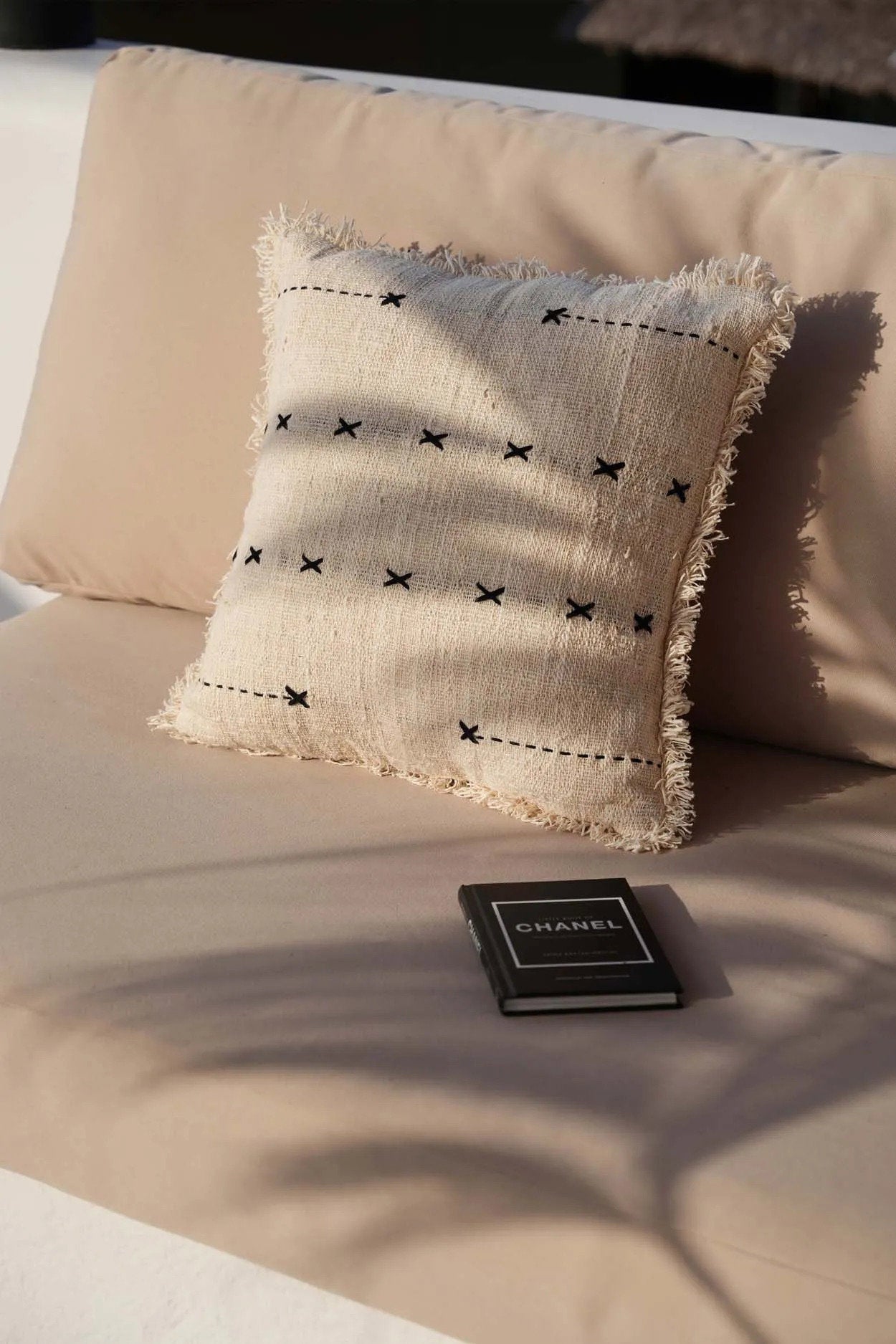 The French Kiss Cushion Cover - Natural Black, 50 x 50 cm