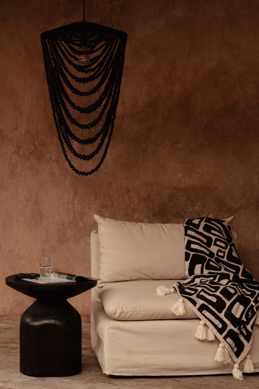 Aztec Bed Throw  128 x 240 cm- Natural Black