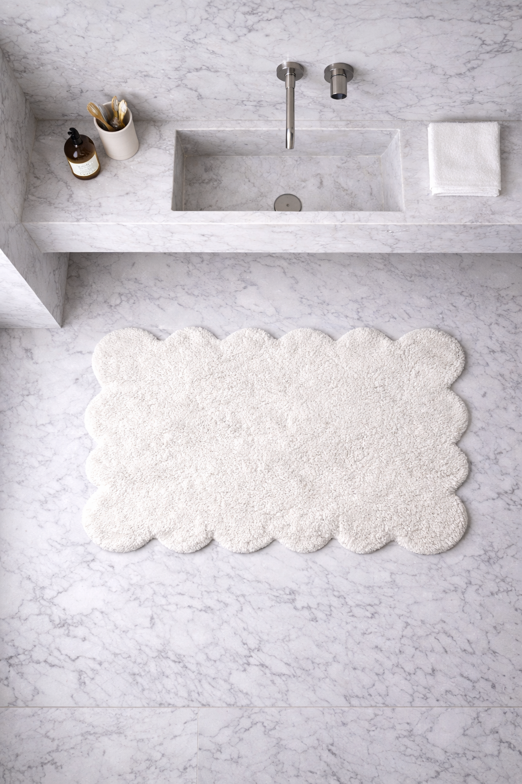 CLAM BATH MAT, COTTON, WHITE