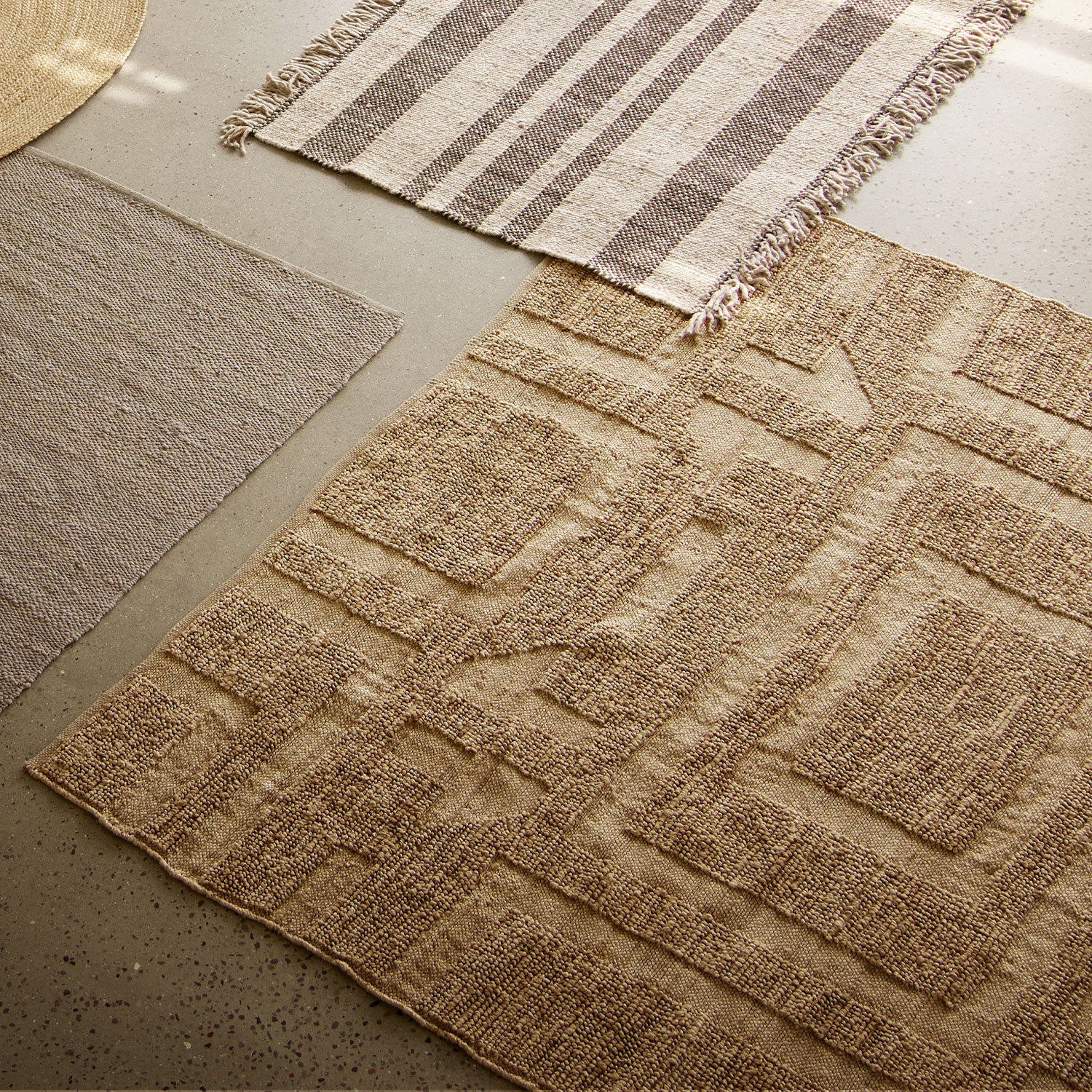 JUTE GRAPHIC RUG