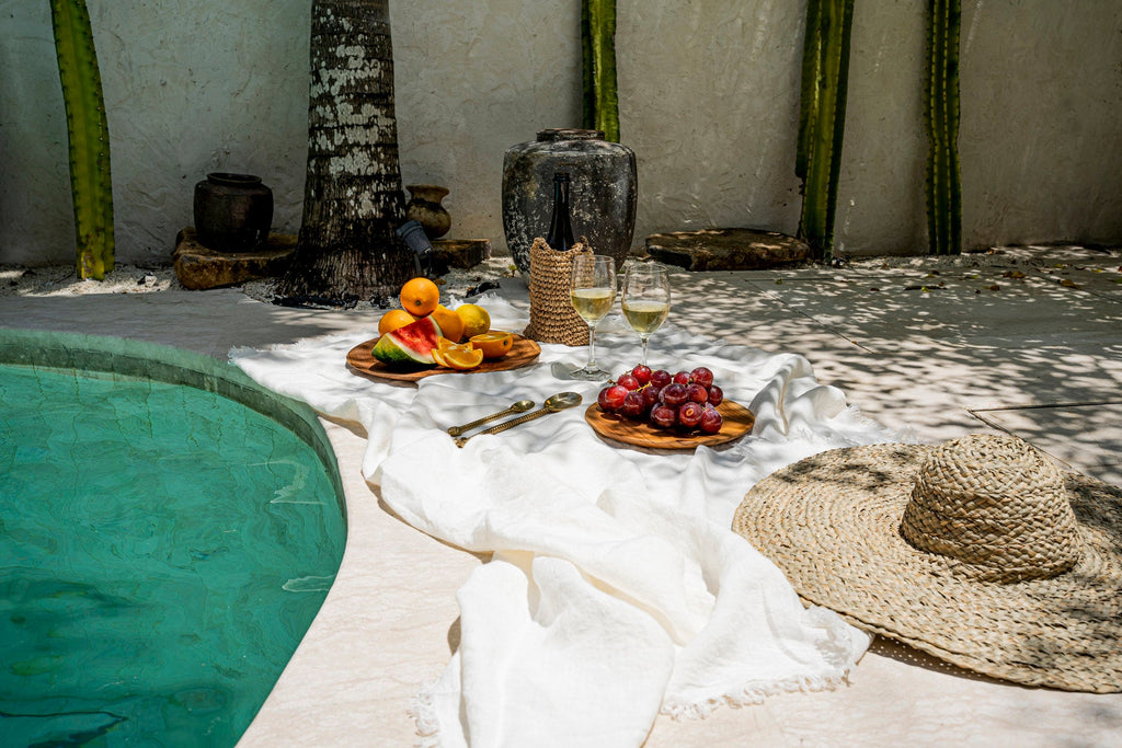 The Tablecloth Linen - White - 150 x 250 CM