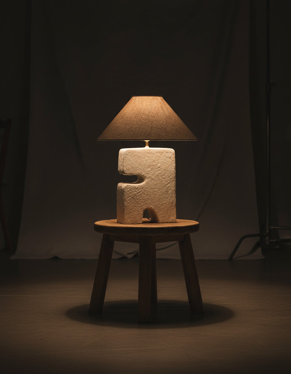 The L’Objet Table Lamp - White - M