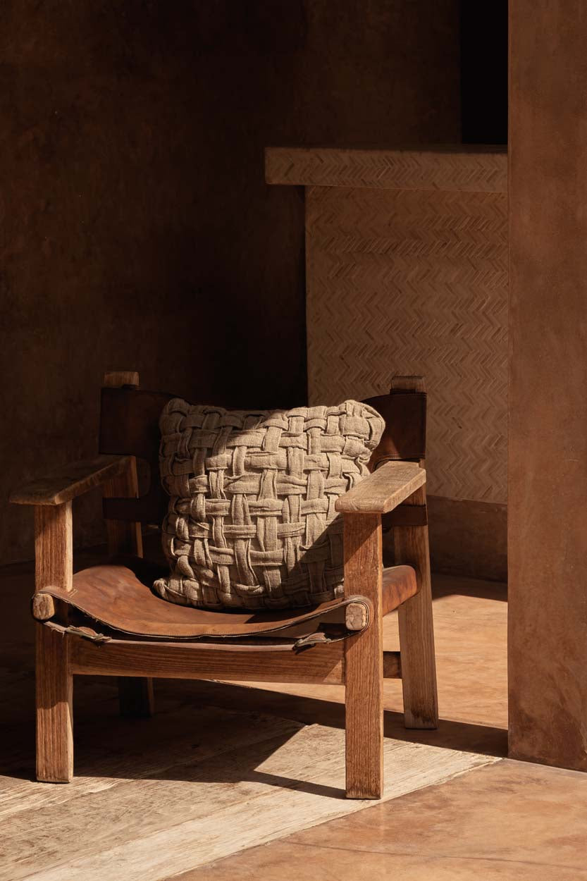 The Linen Crosier Cushion Cover - Natural, 50 x 50 cm