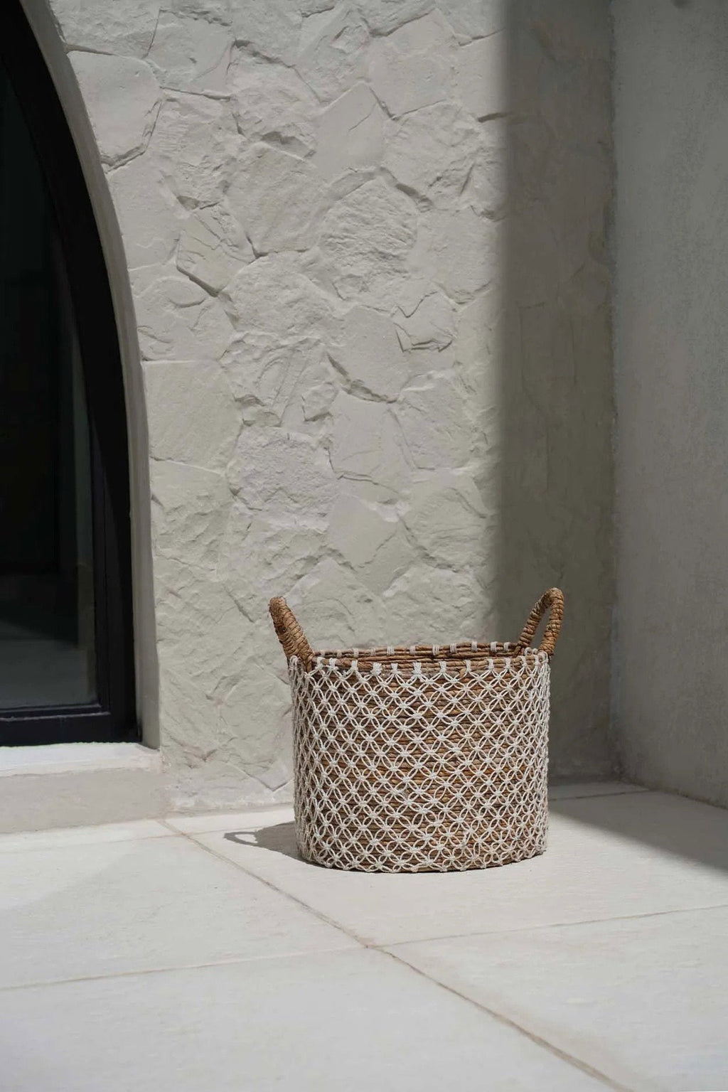 Crossed Stitched Macrame Basket - M, D 35 CM