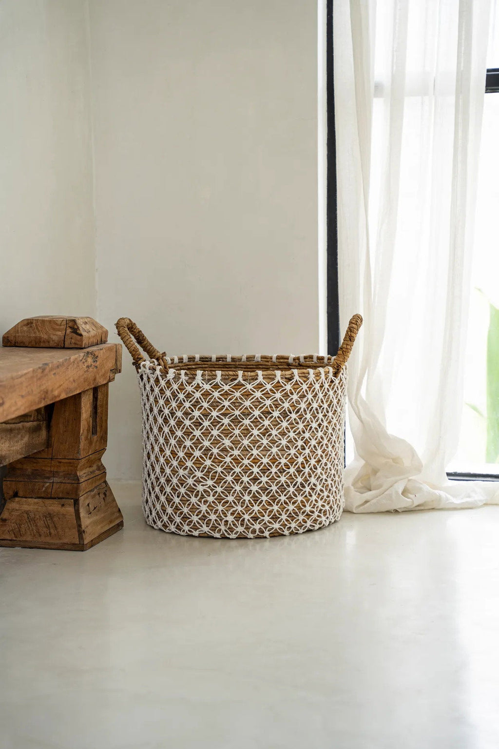 Crossed Stitched Macrame Basket - M, D 35 CM