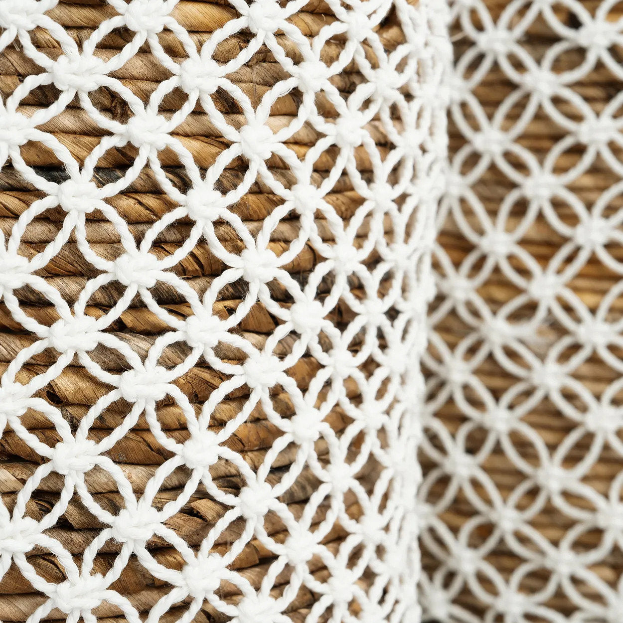 Crossed Stitched Macrame Basket - S, D 29 CM