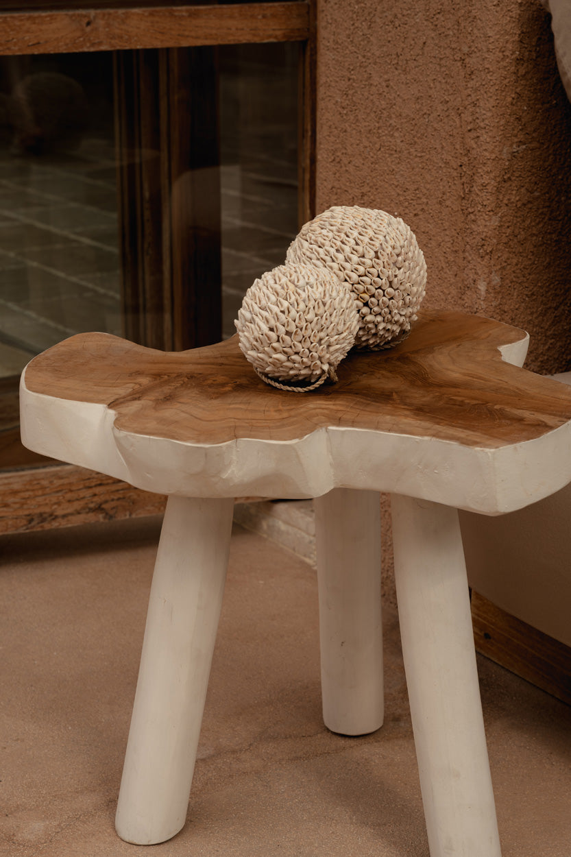 The Organic Side Table - Natural White, 45 x 45, H 40 CM