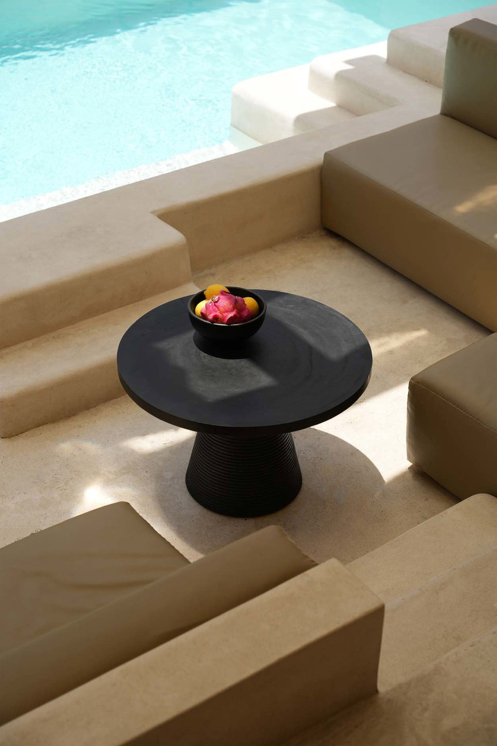 Hi Matata Coffee Table - Black, D 70 CM