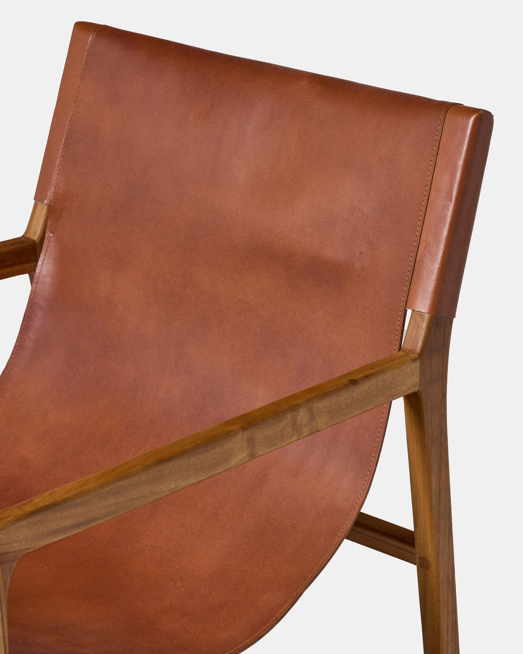 Hadi armchair in brown leather