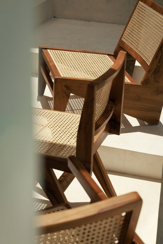 Lazy armchair in teak and cane
