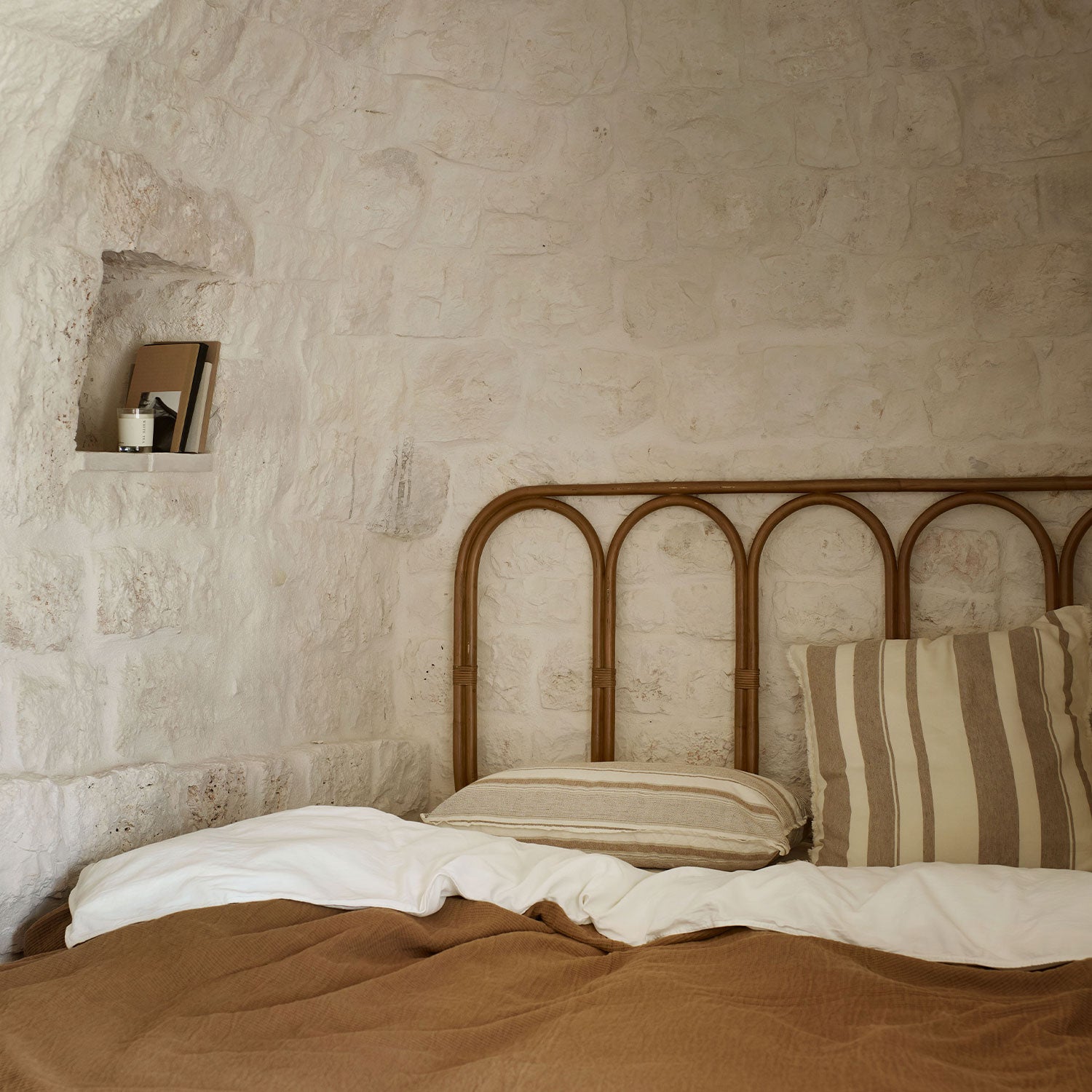 MANODRUM HEADBOARD | RATTAN | 160 & 180 CM