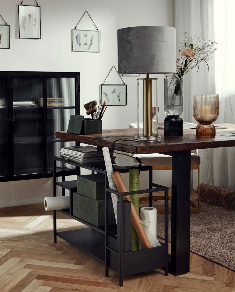 Iron rack with - black shelf