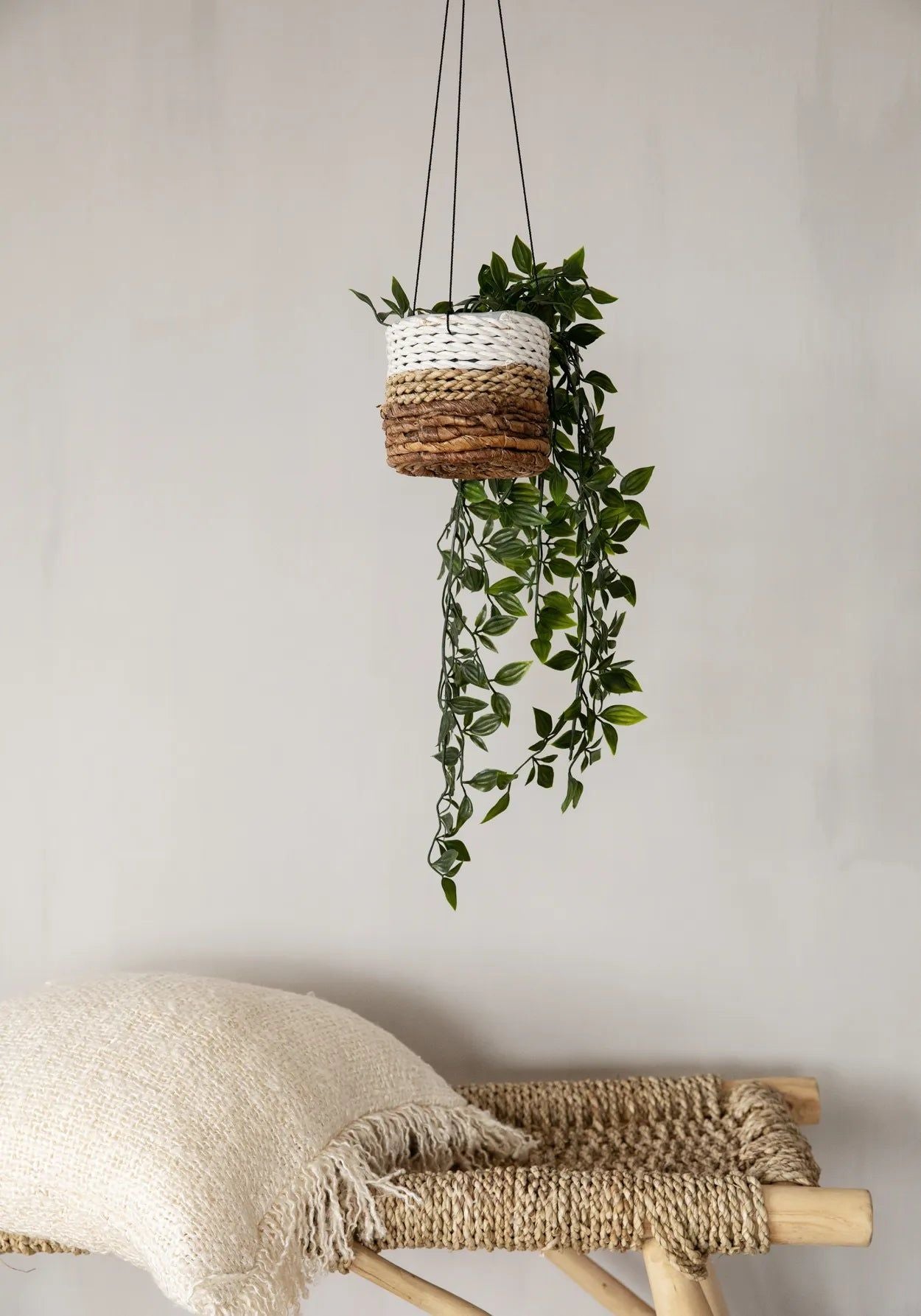 The Oh My Gee Cushion Cover - Cream - 60 x 60 cm