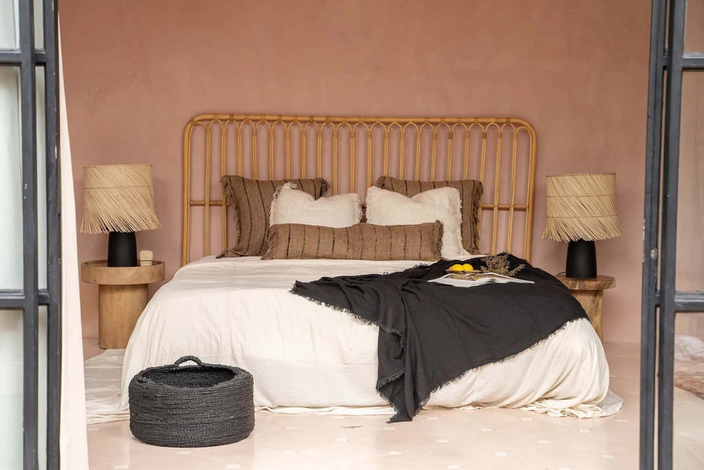 The Oh My Gee Cushion Cover - Beige Black - 35 x 100 cm