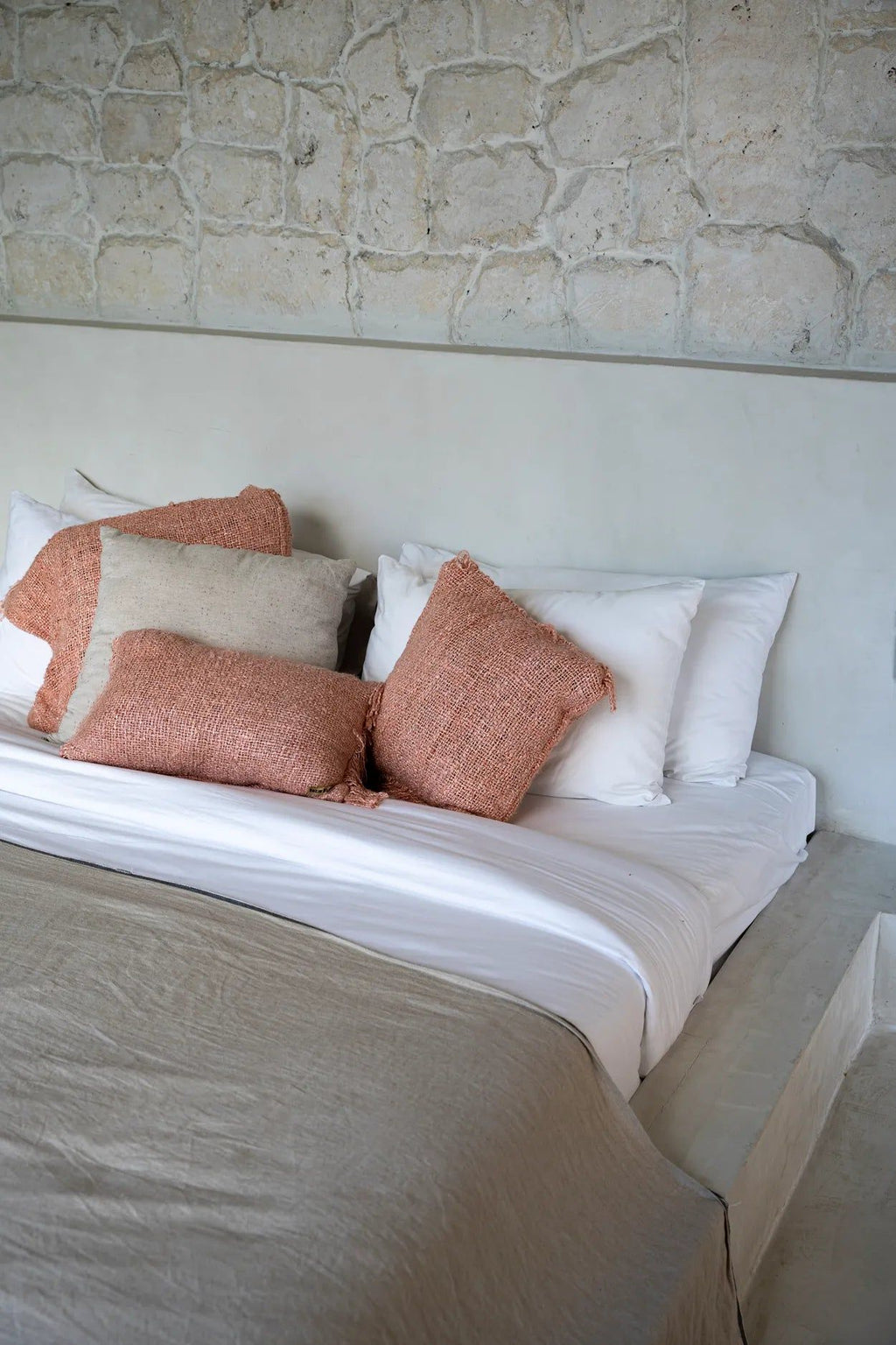 The Oh My Gee Cushion Cover - Salmon Pink - 40 x 40 cm