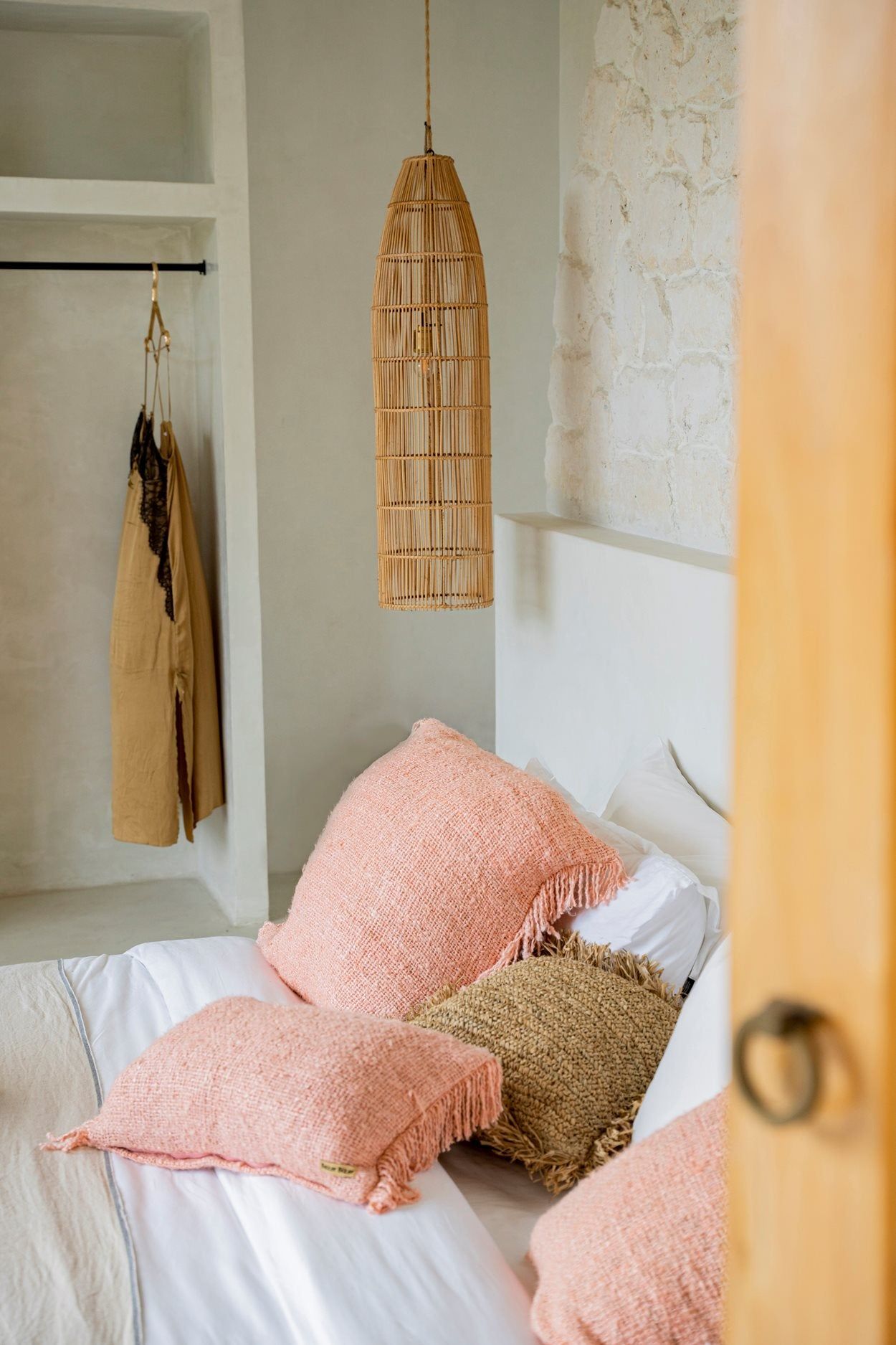 The Oh My Gee Cushion Cover - Salmon Pink - 60 x 60 cm