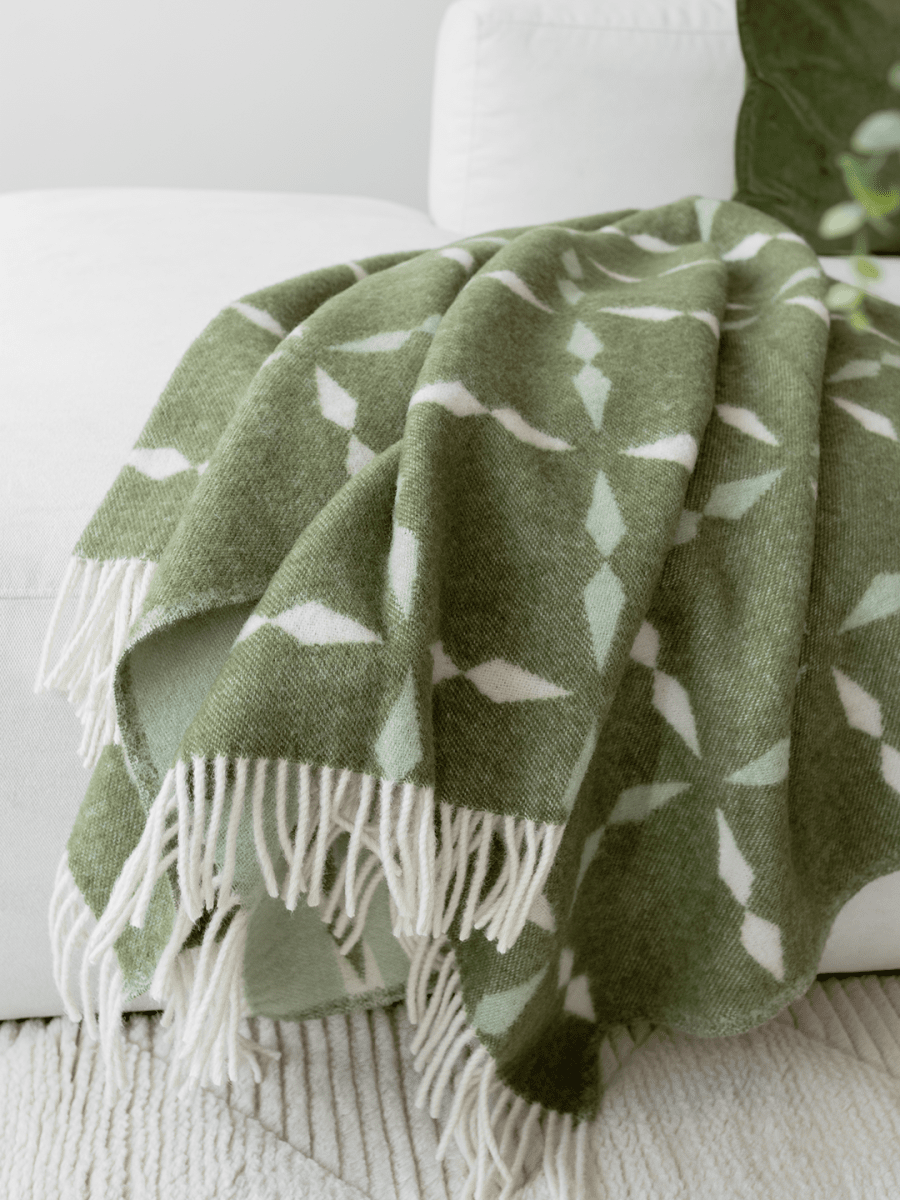 WOOL PLAID, TILE GREEN, NEW ZEALAND WOOL, 130 x 180 CM