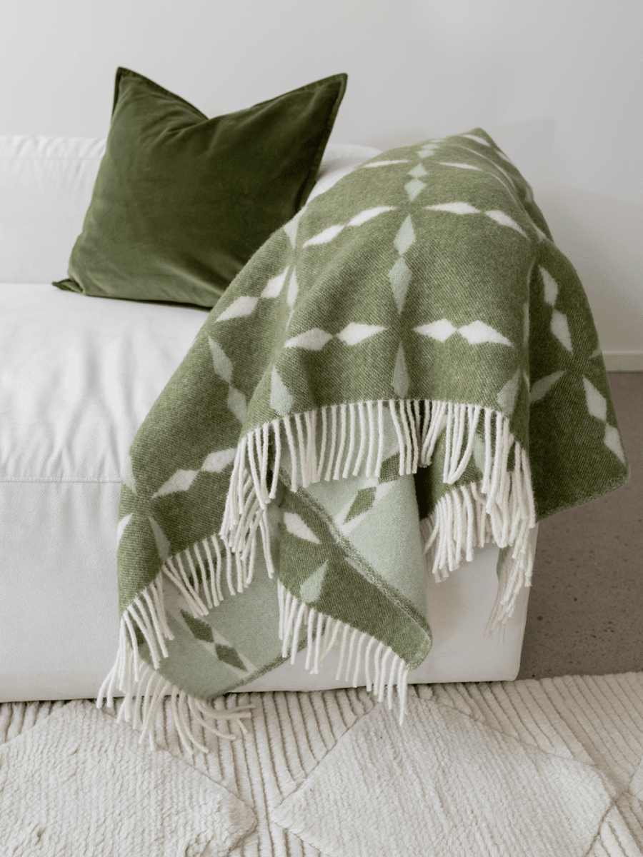 WOOL PLAID, TILE GREEN, NEW ZEALAND WOOL, 130 x 180 CM