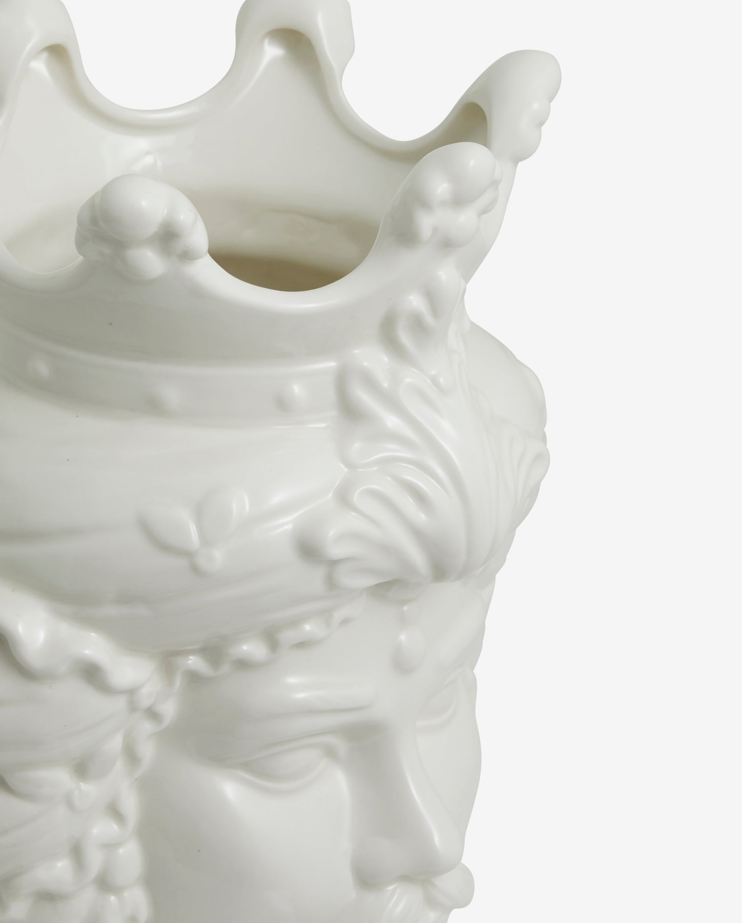 REMIRE KING VASE, WHITE