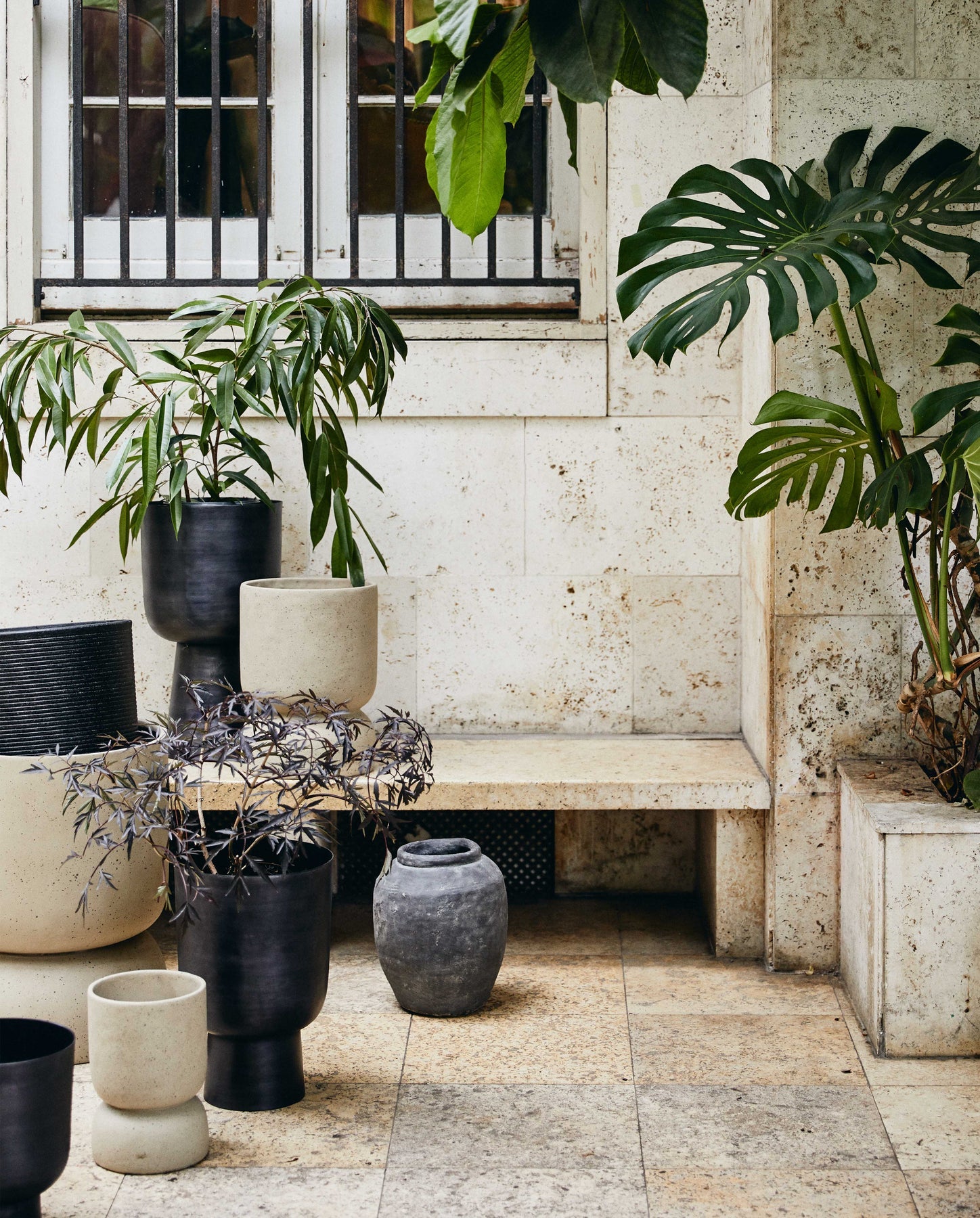 GALOA PLANTER, H 43 CM