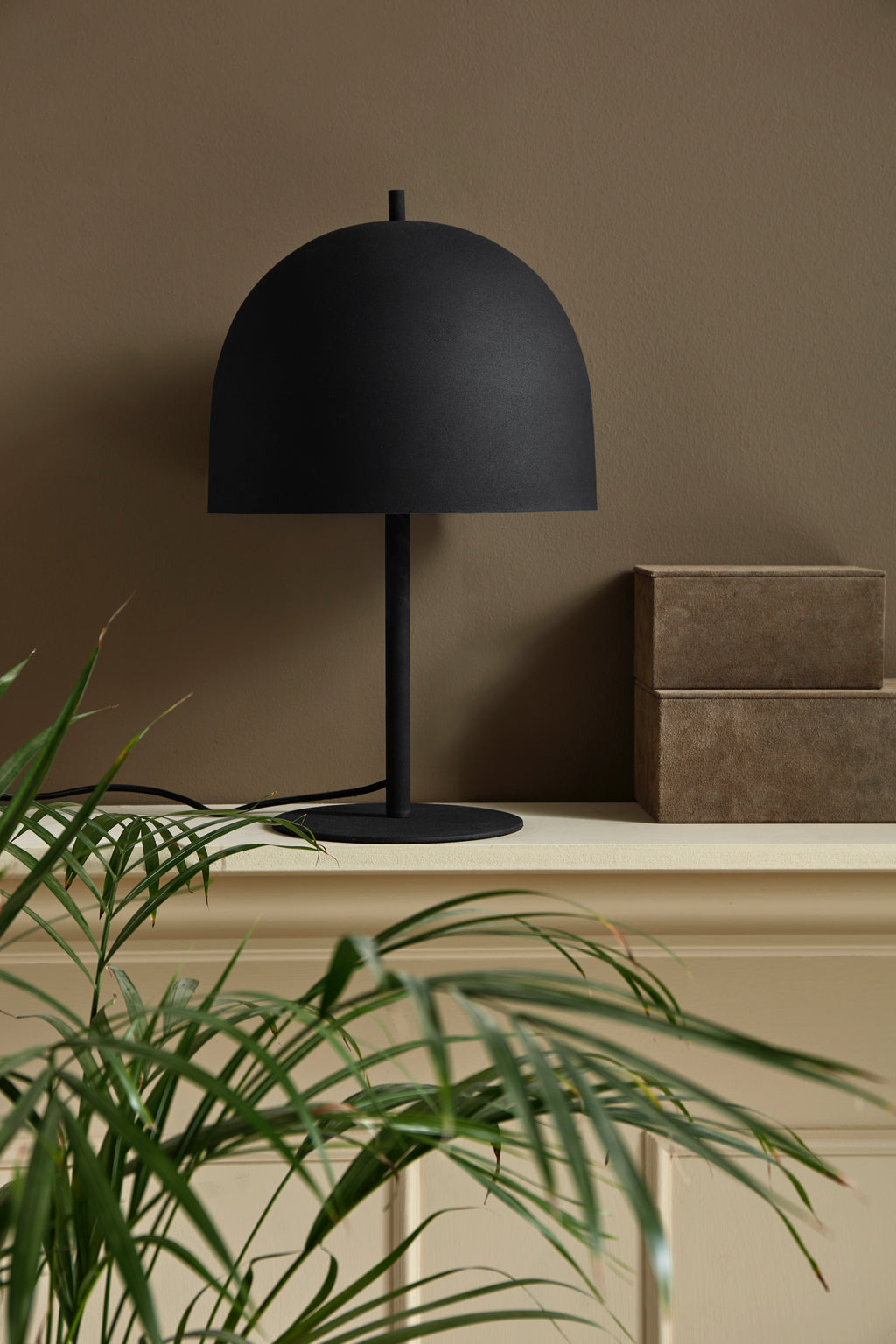 GLOW table lamp, matt black