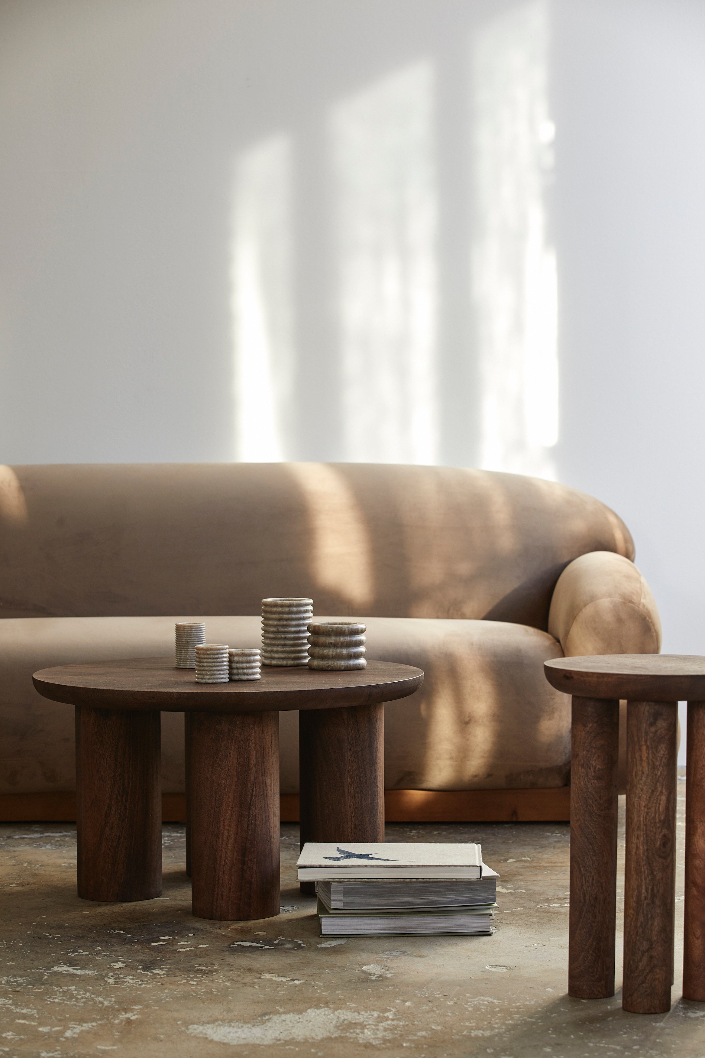 HELIN side table, dark brown Ø 32