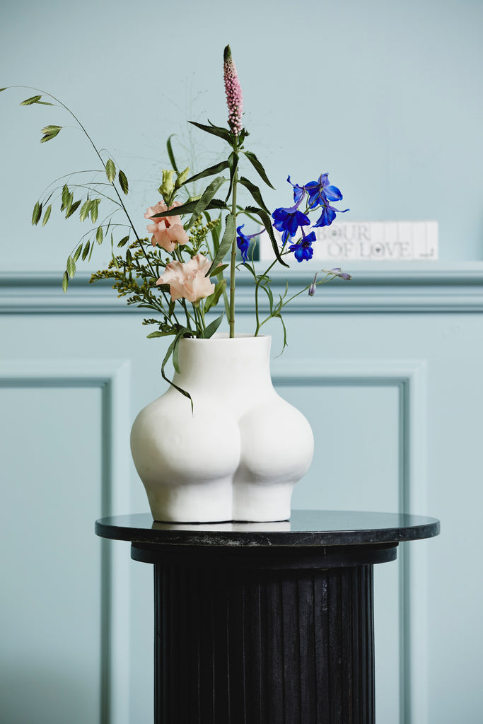 AVAJI lower body Vase