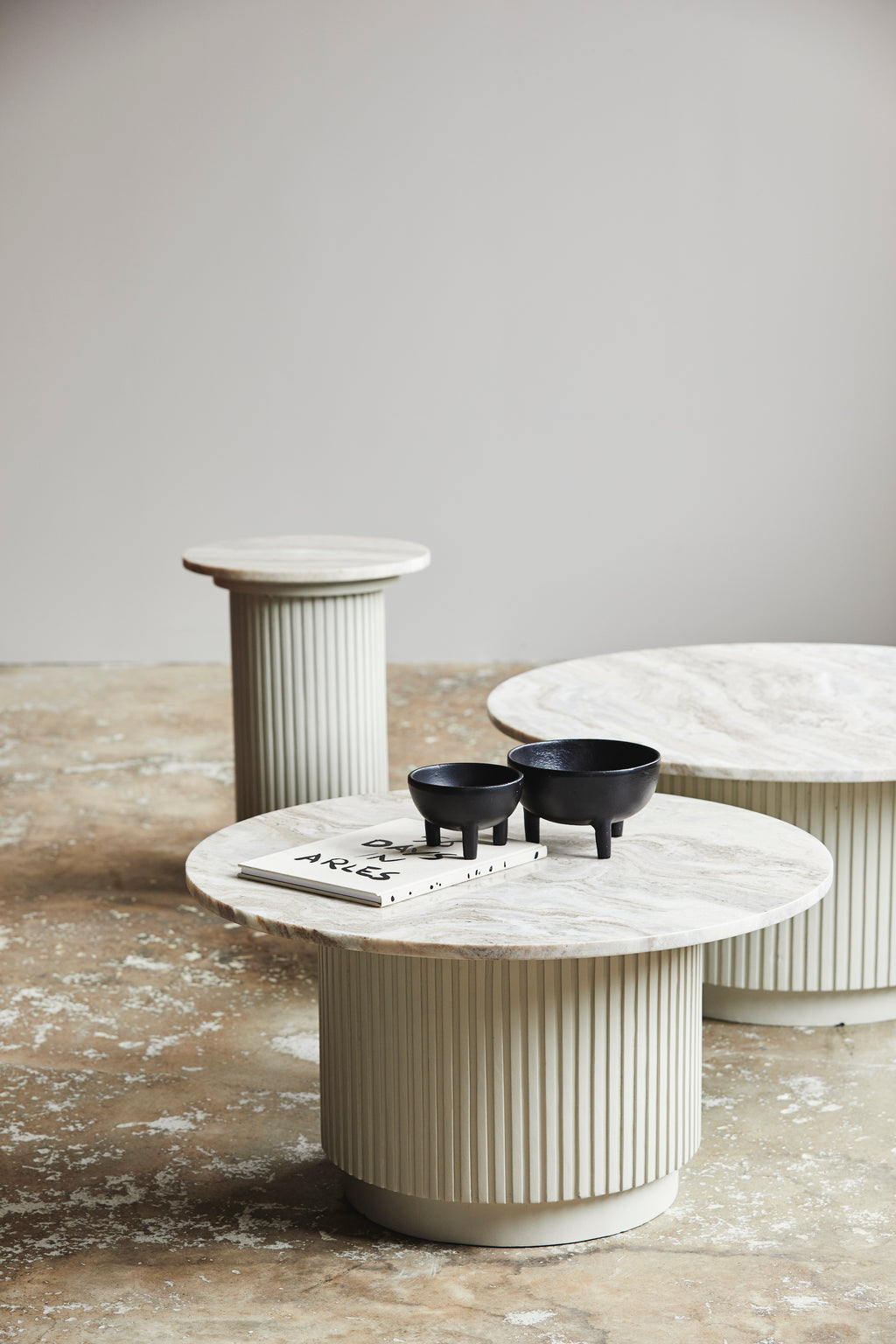 ERIE IVORY round coffee table, marble top, Ø 75