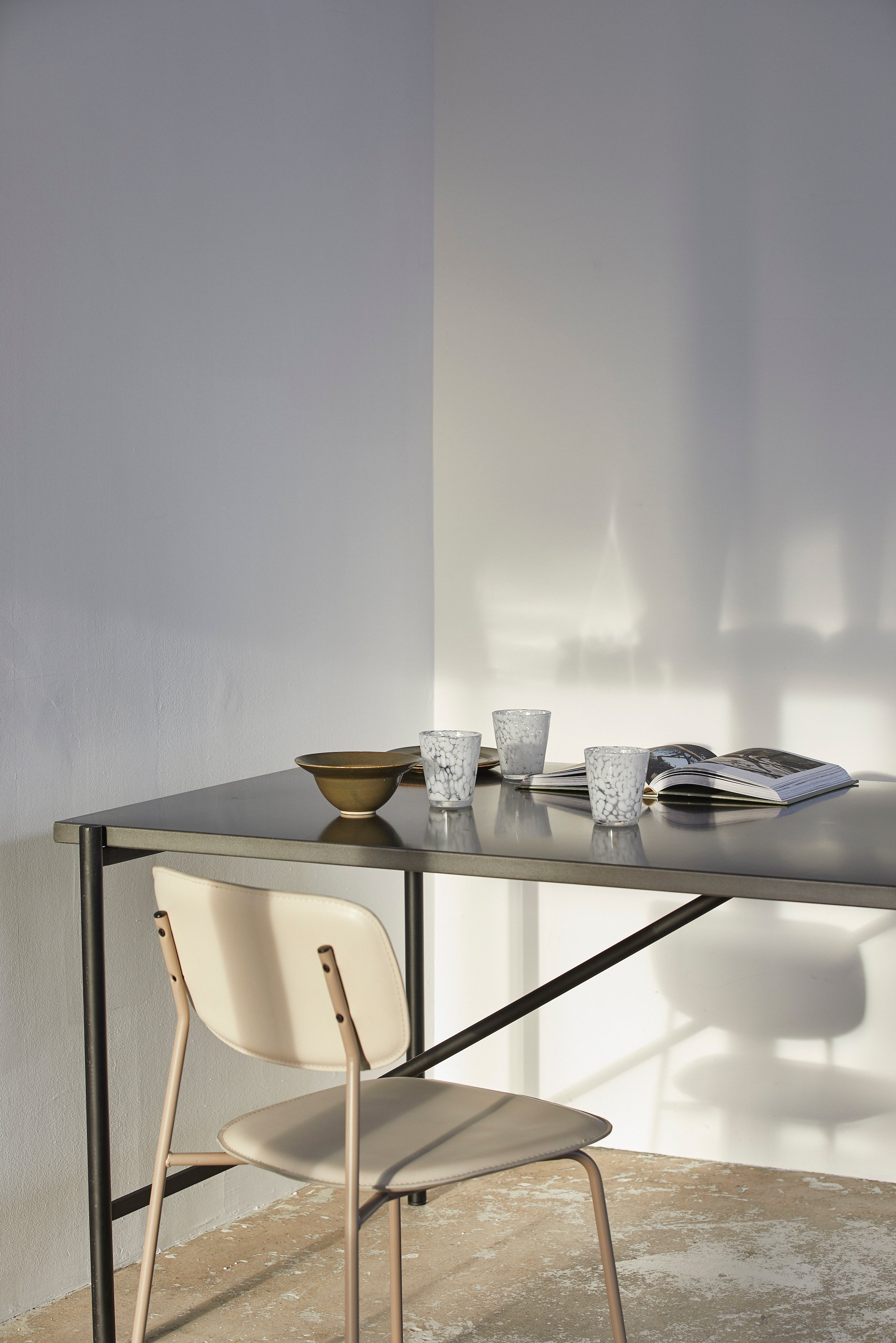 ESA dining chair, beige